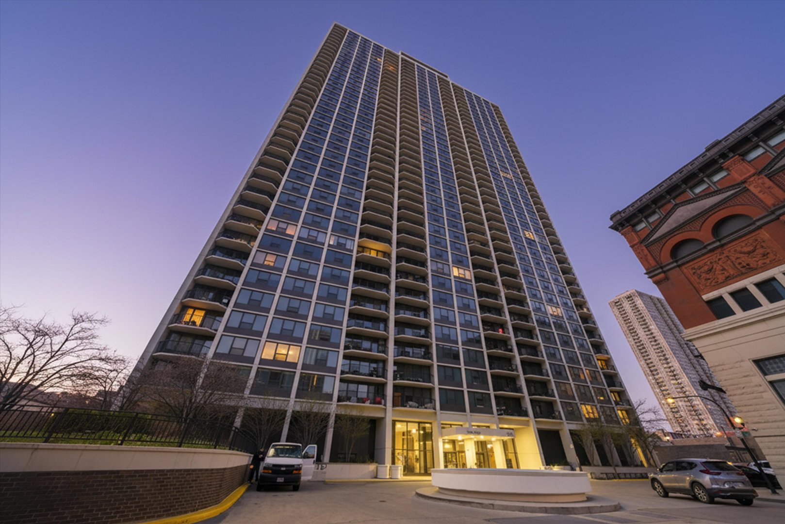 1560 N Sandburg Terrace Unit: 3407