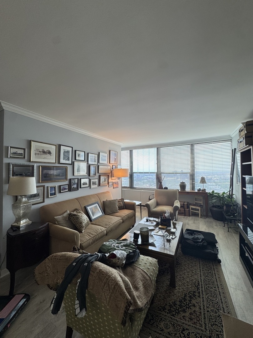 1560 N Sandburg Terrace Unit: 3407