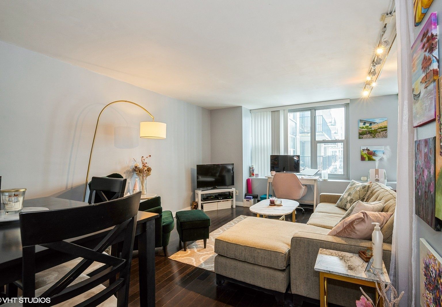 400 E Randolph Street Unit: 3502