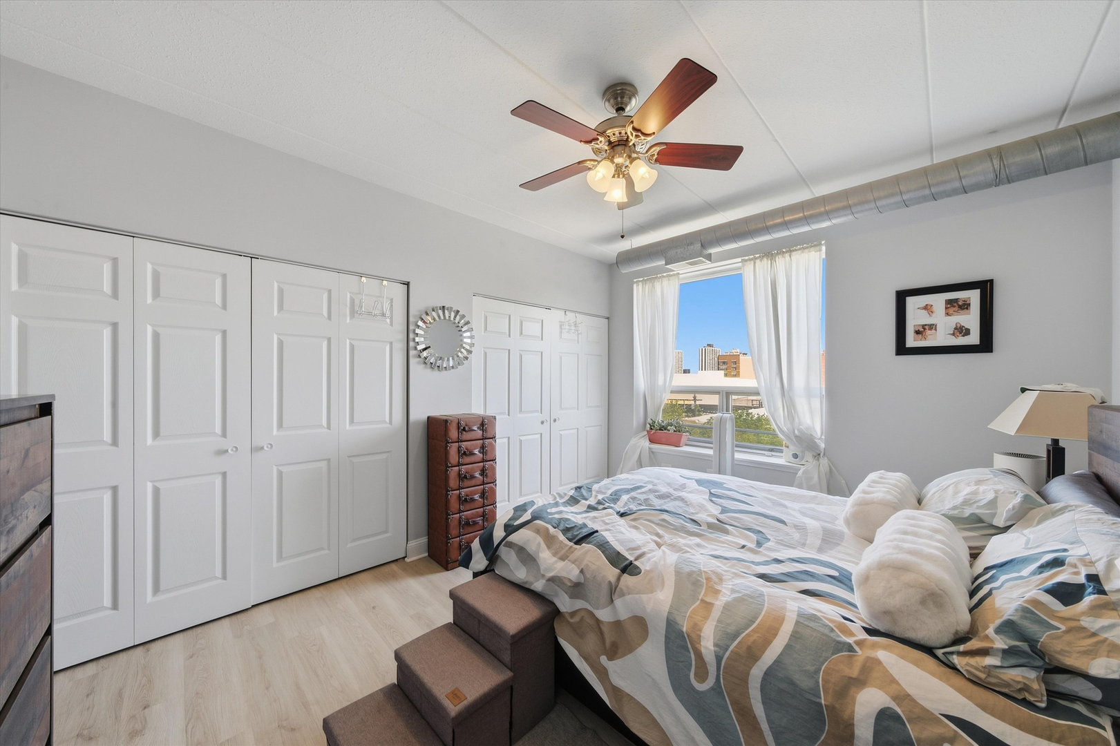 1100 W Montrose Avenue Unit: 502
