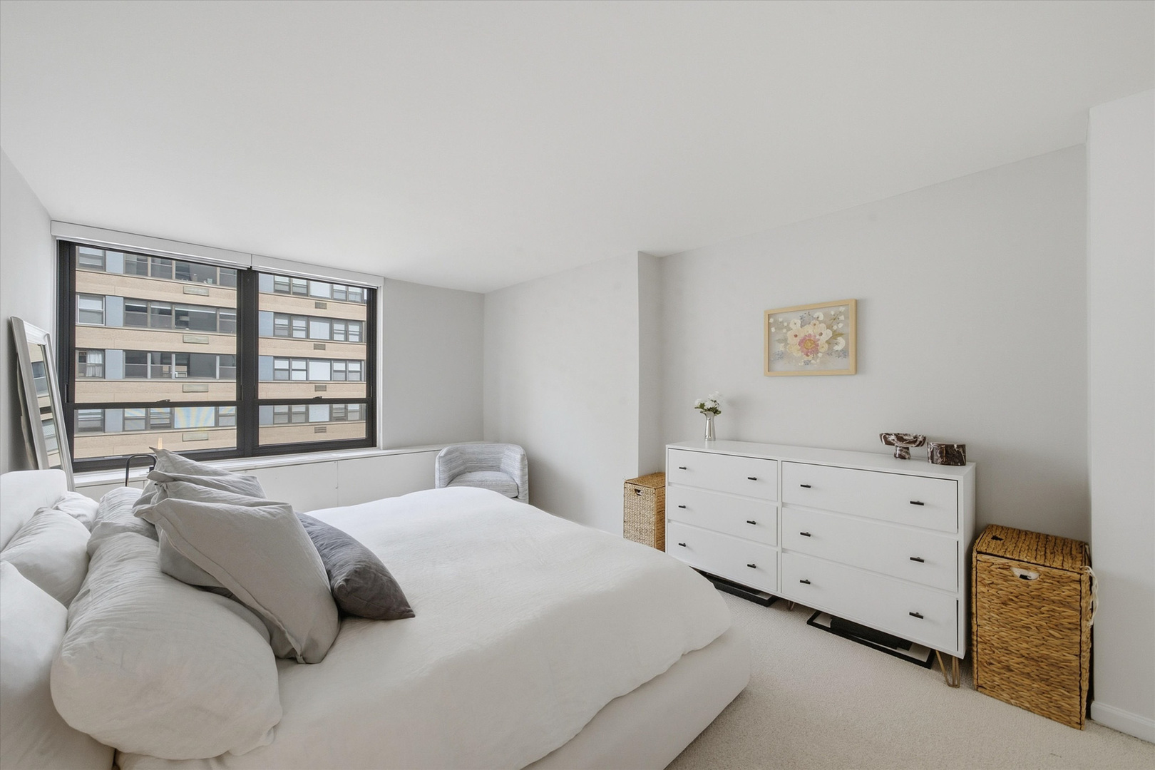 222 E Pearson Street Unit: 1901