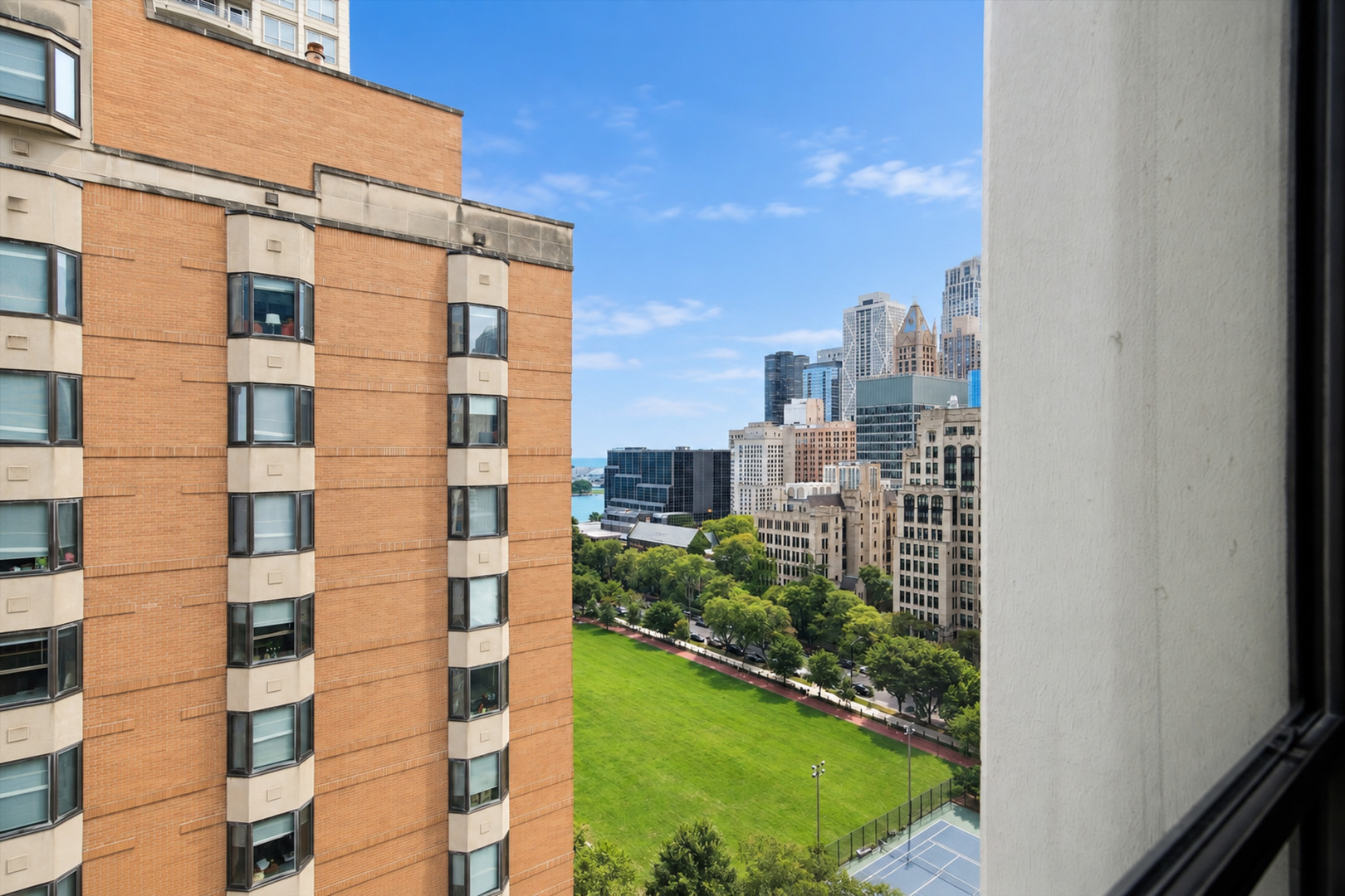 222 E Pearson Street Unit: 1901