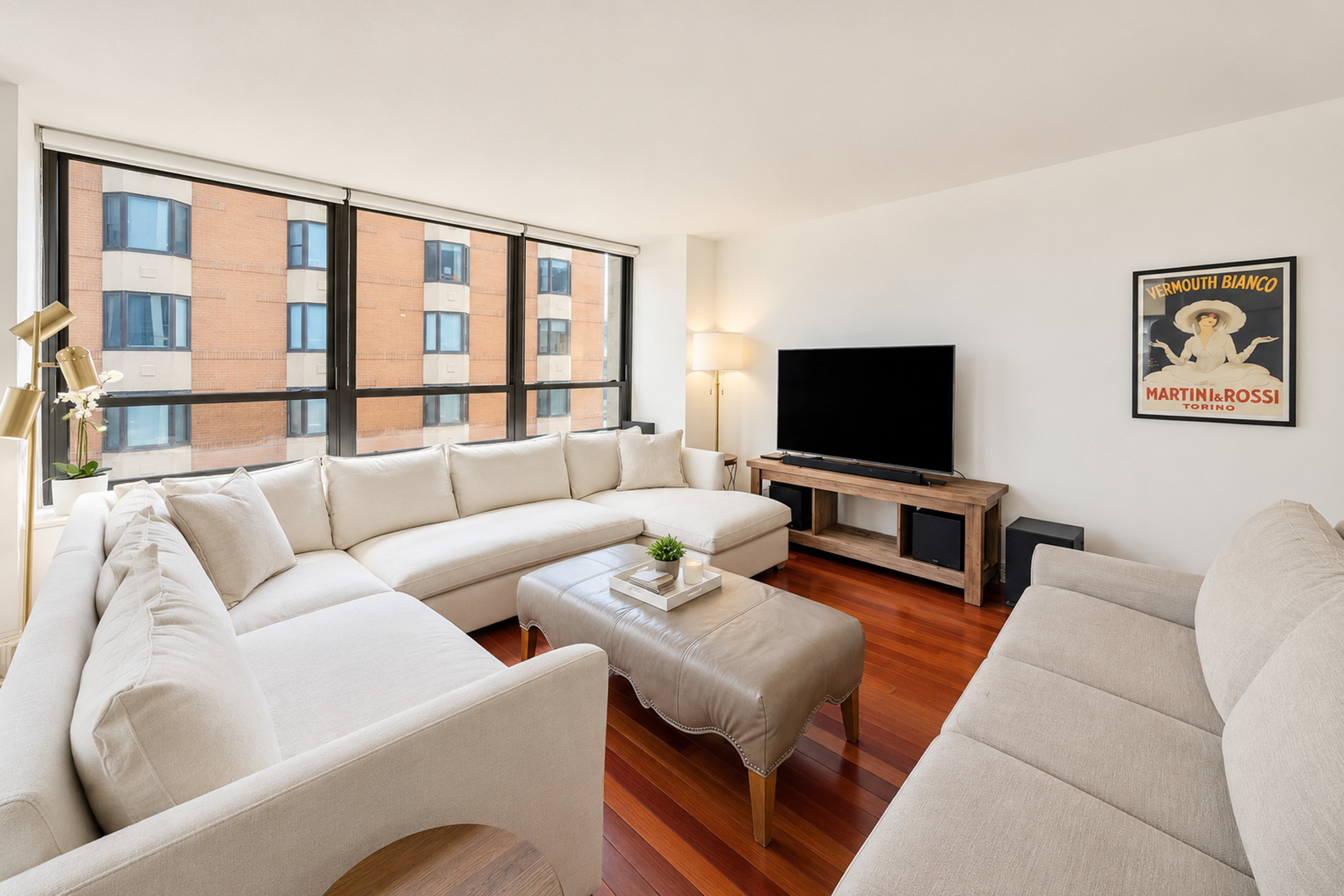222 E Pearson Street Unit: 1901
