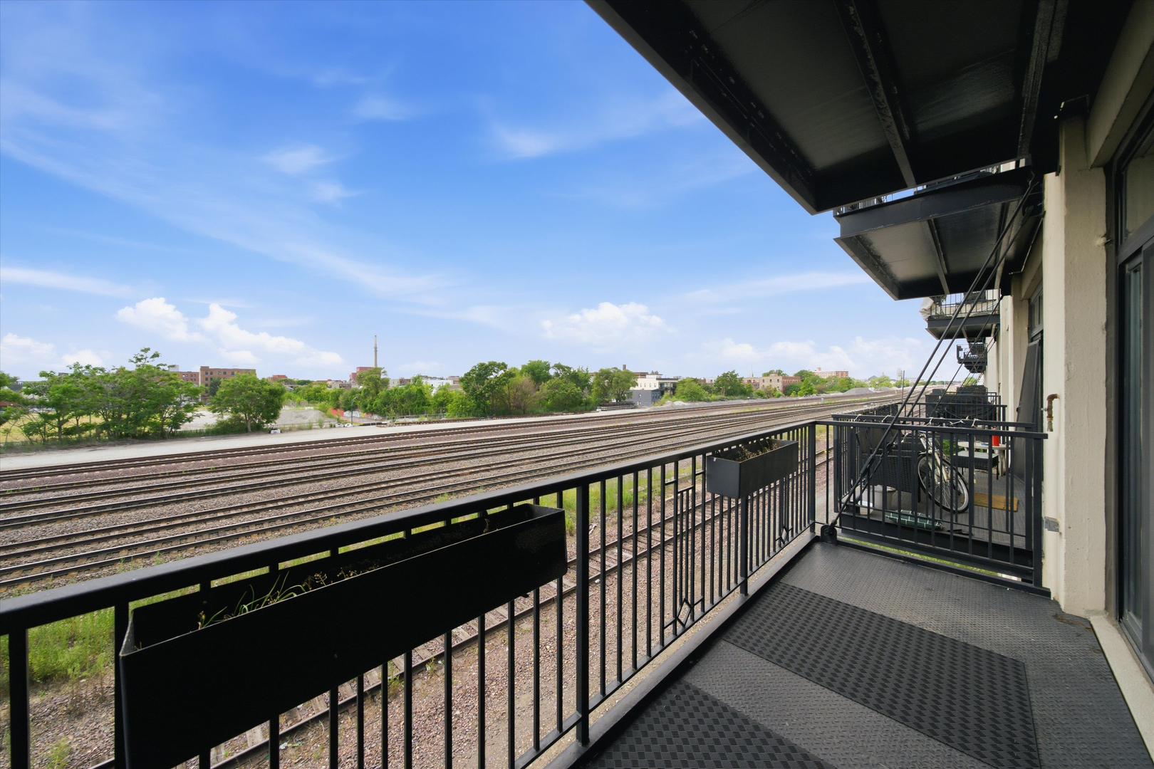 1525 S Sangamon Street Unit: 311