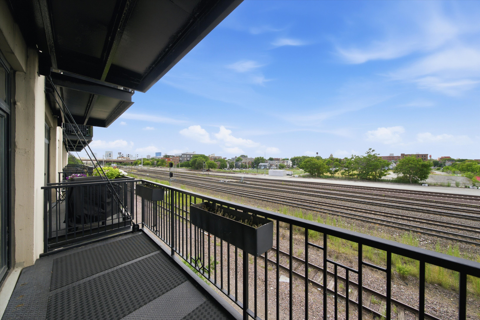 1525 S Sangamon Street Unit: 311
