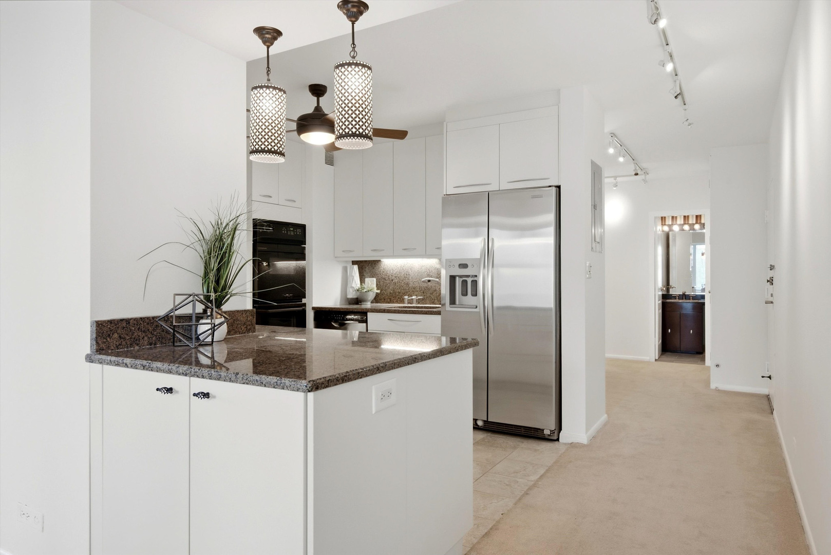 777 N Michigan Avenue Unit: 3100