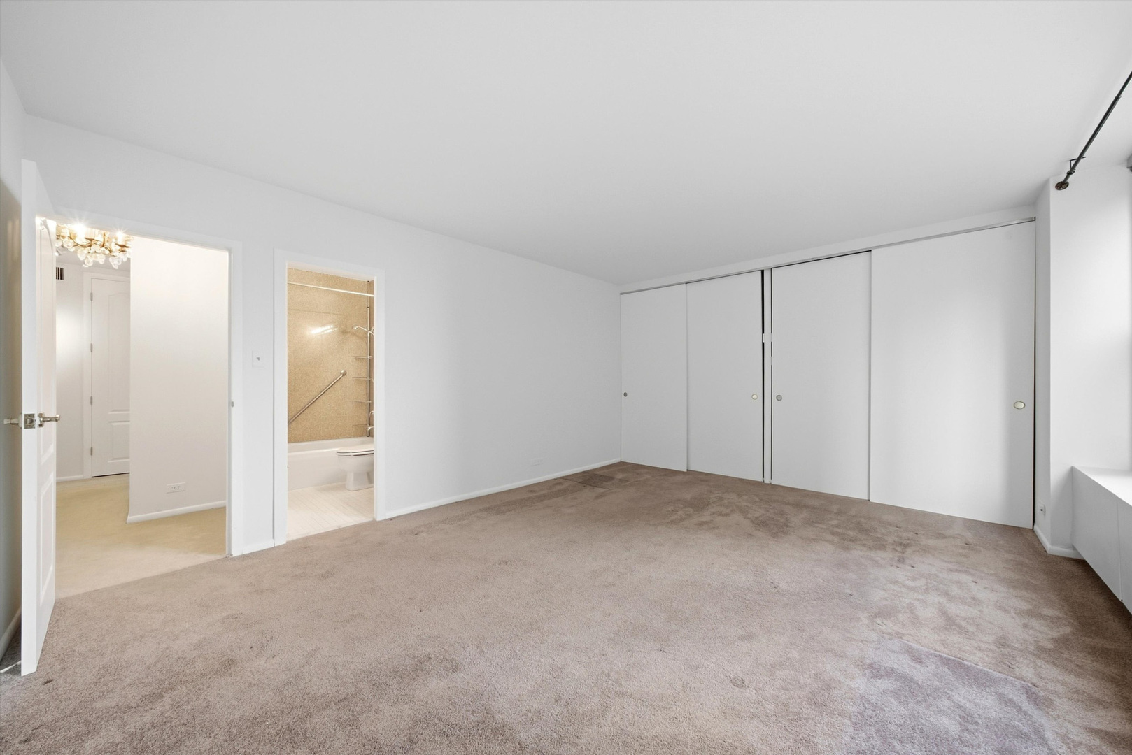 777 N Michigan Avenue Unit: 3100