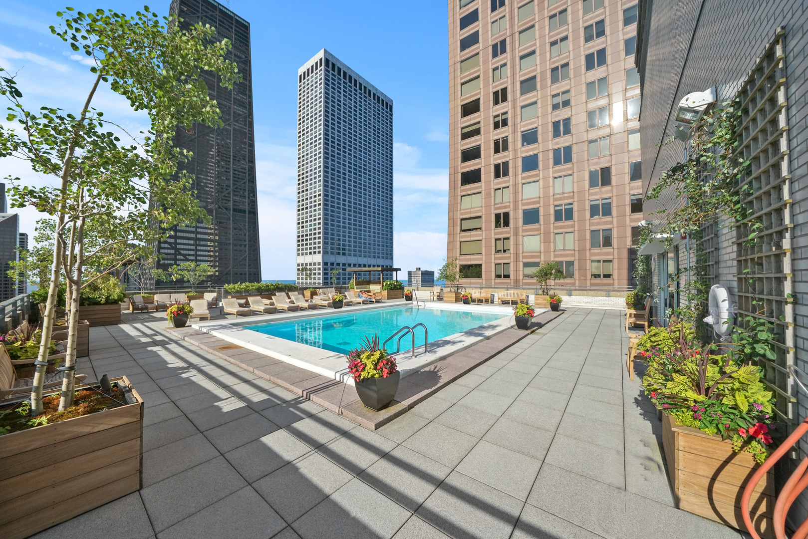 777 N Michigan Avenue Unit: 3100