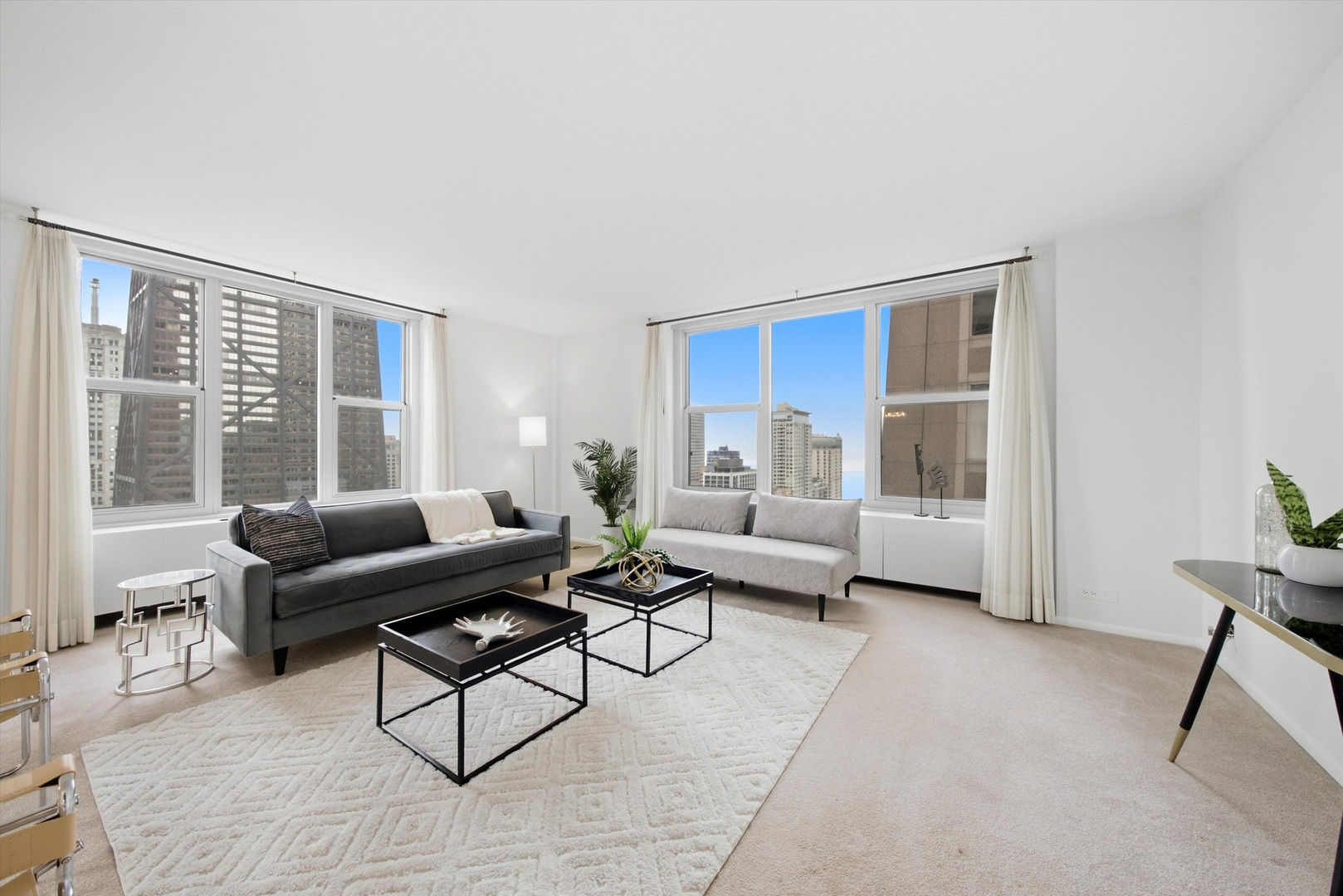 777 N Michigan Avenue Unit: 3100