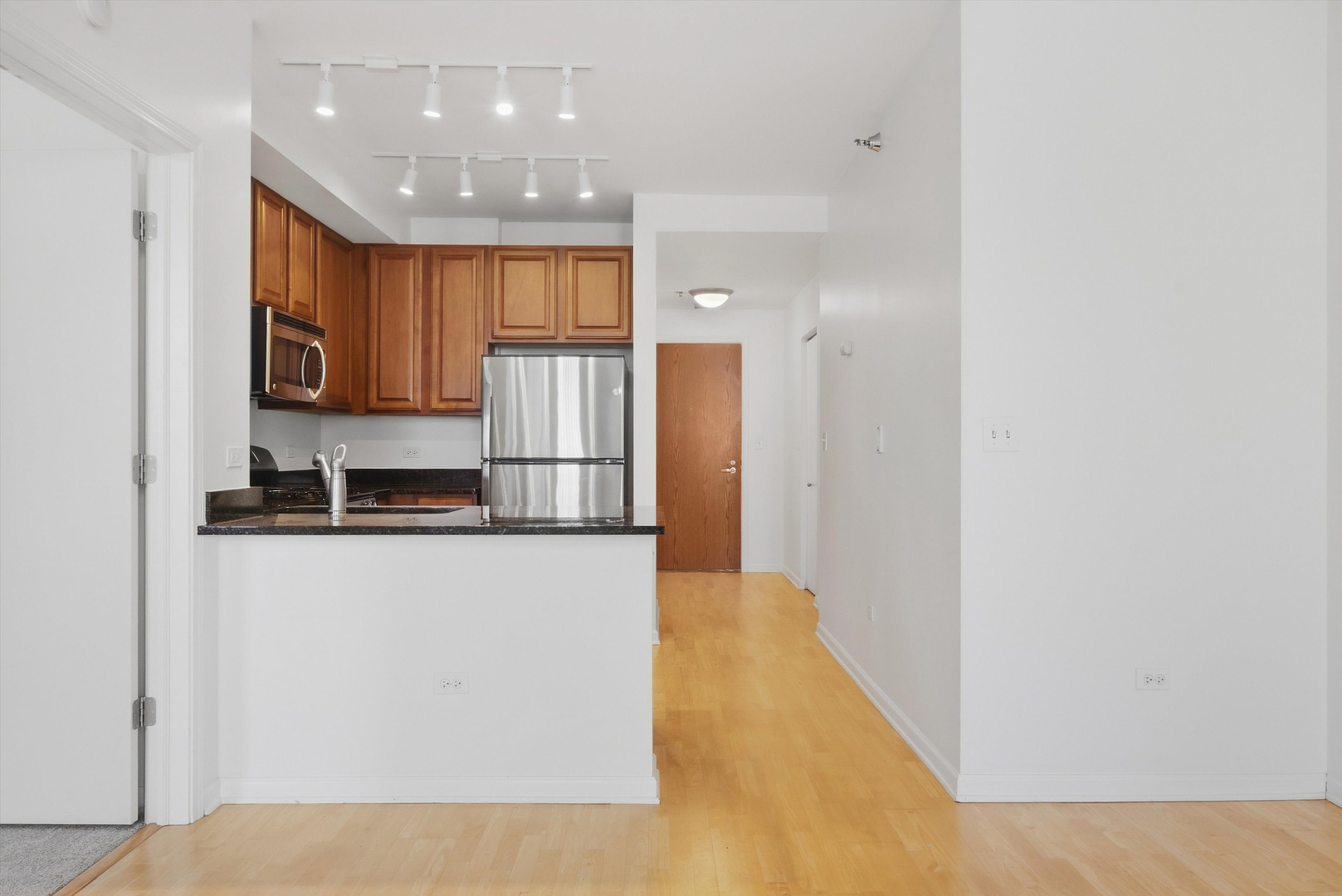 1255 S STATE Street Unit: 1805
