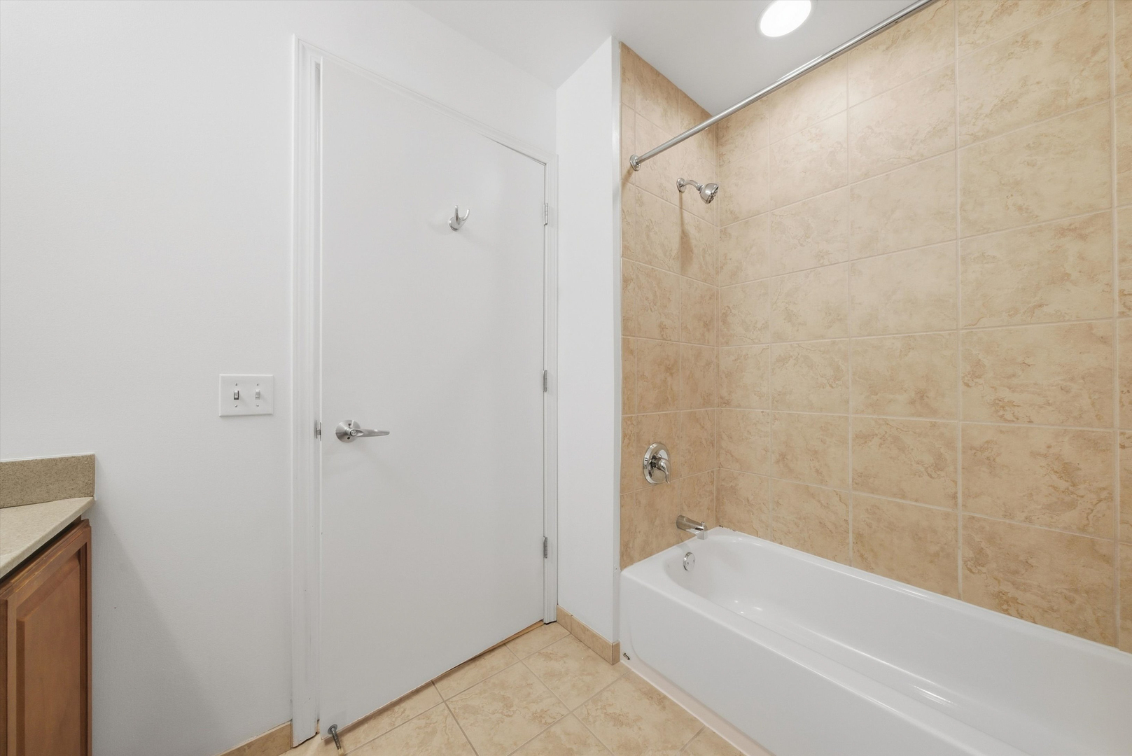 1255 S STATE Street Unit: 1805