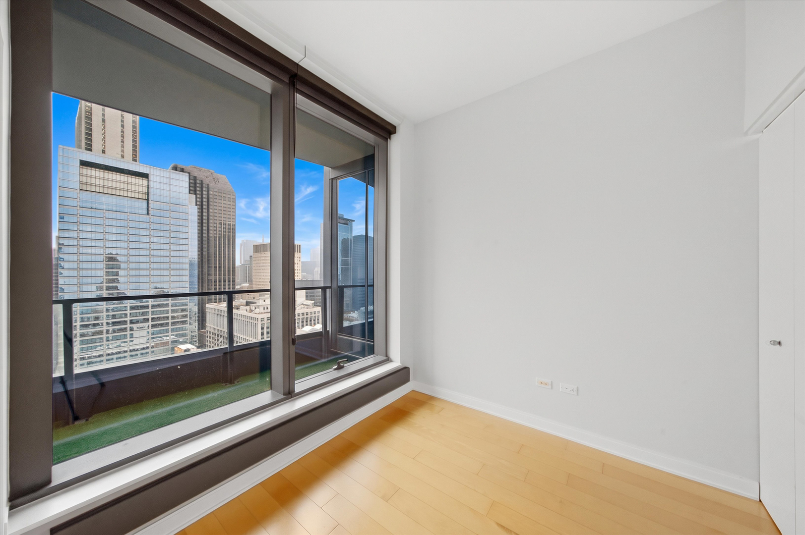 60 E Monroe Street Unit: 3306
