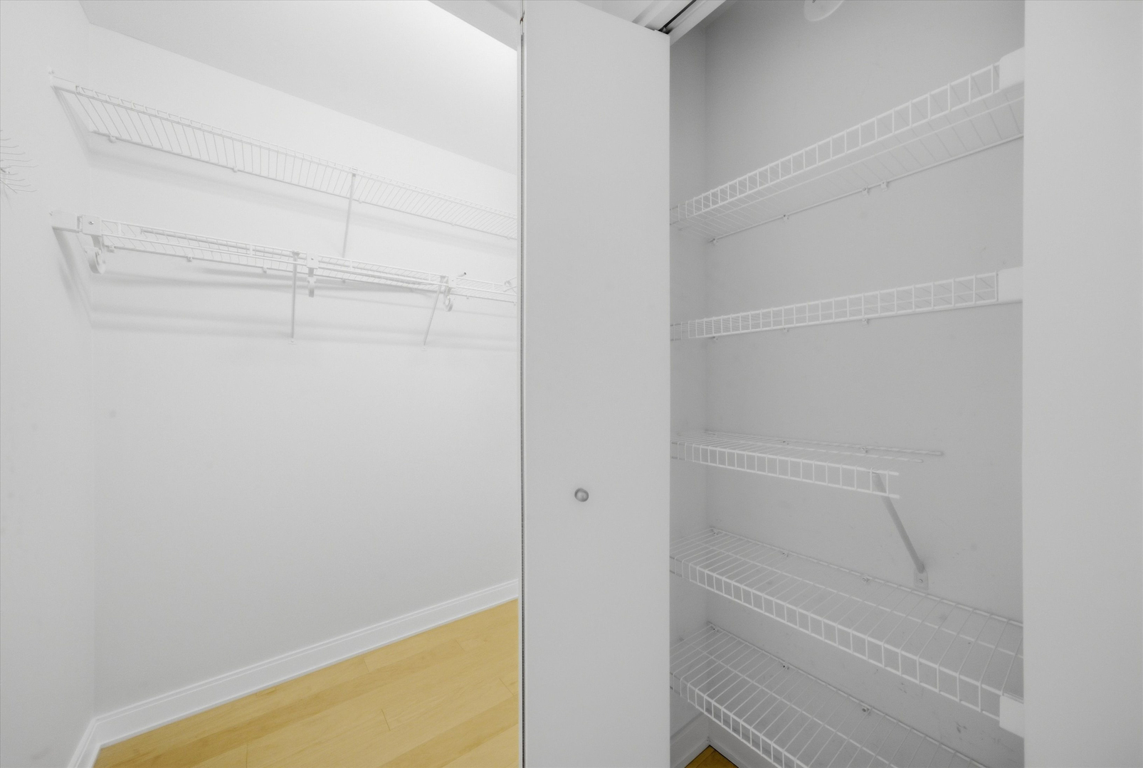 60 E Monroe Street Unit: 3306