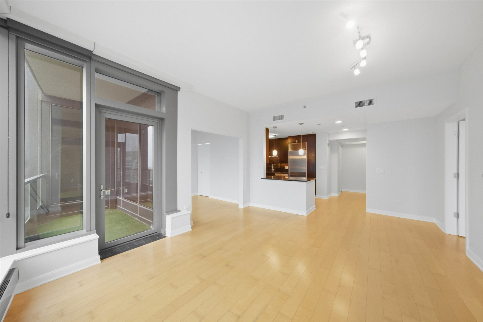60 E Monroe Street Unit: 3306