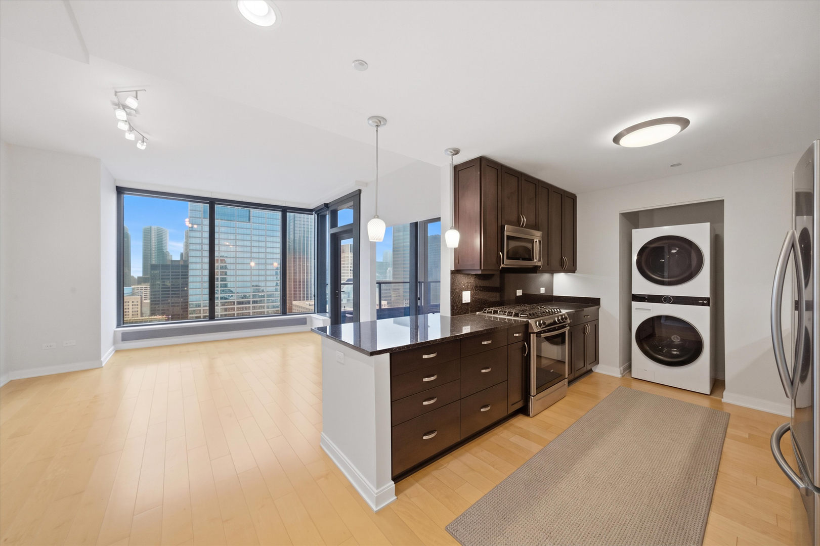 60 E Monroe Street Unit: 3306