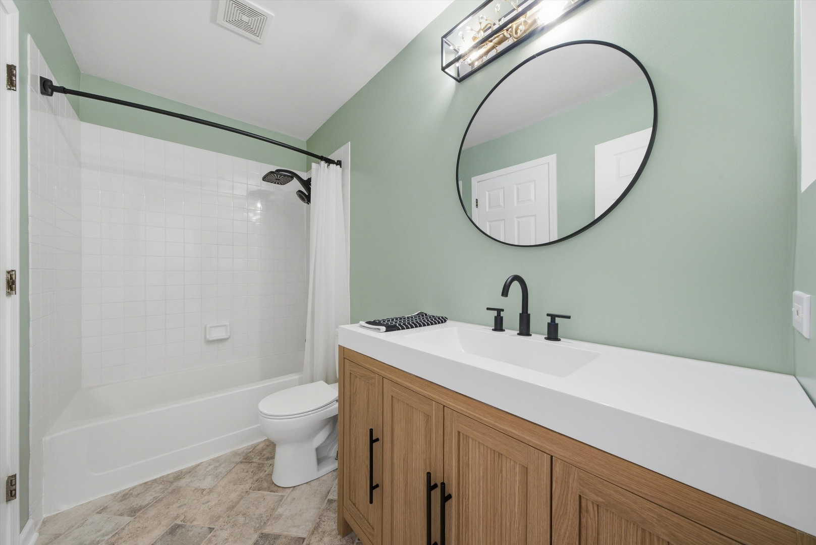 2905 Shelly Lane
