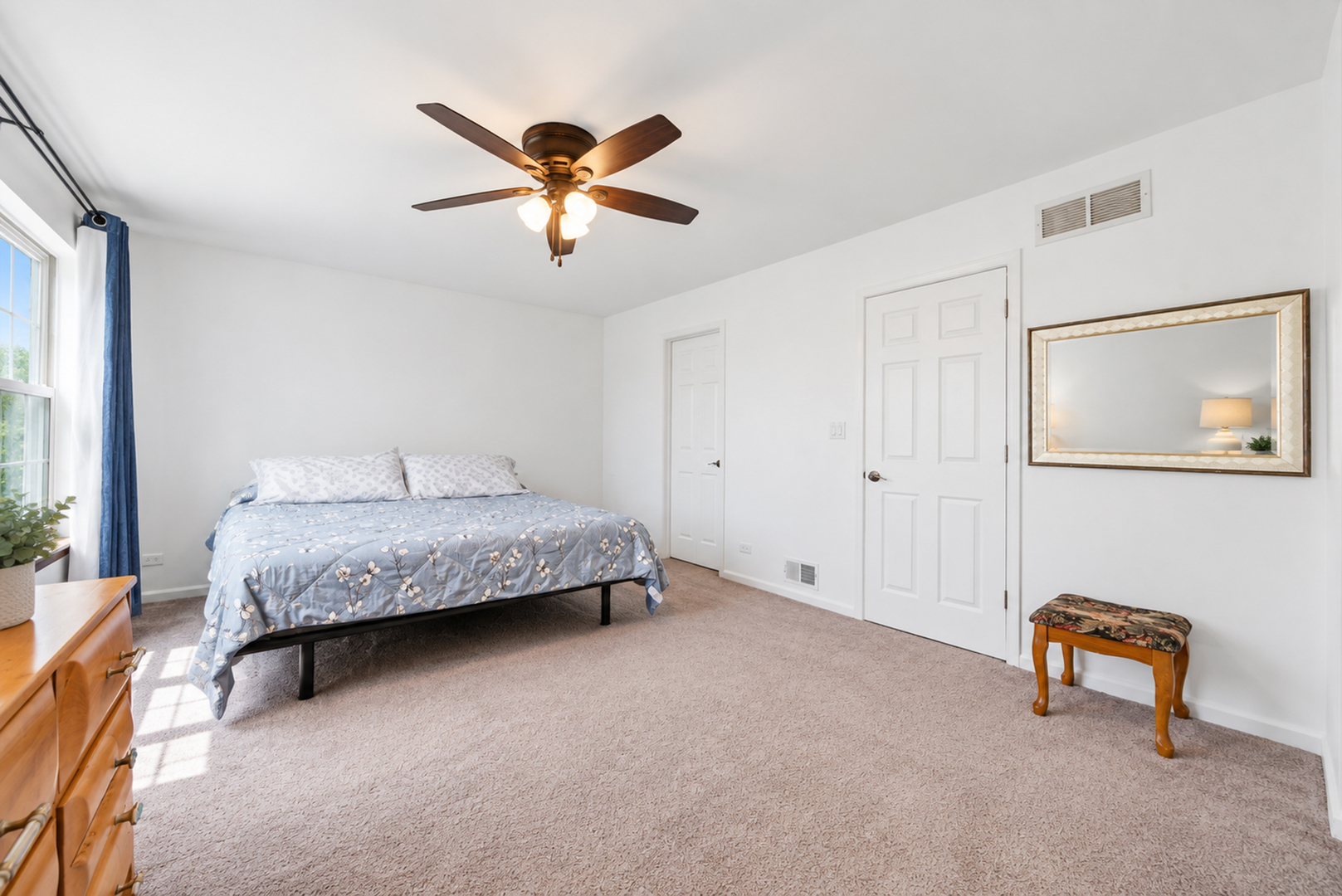 2905 Shelly Lane