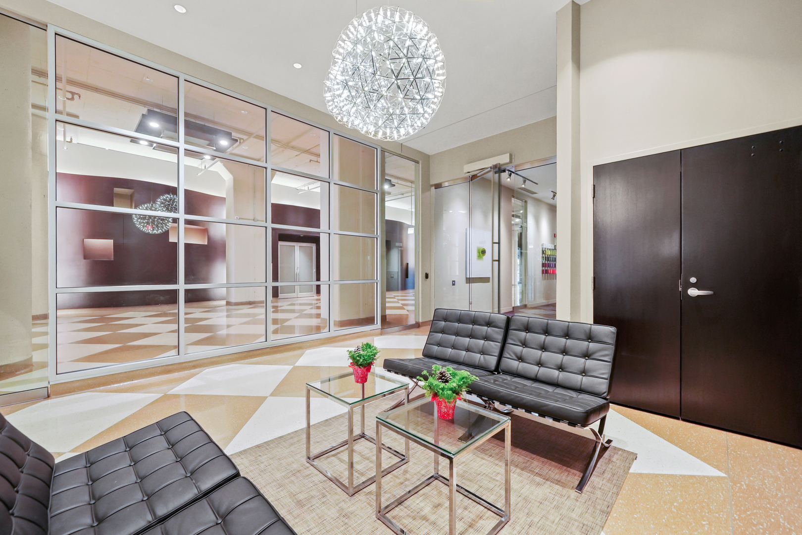 900 N Kingsbury Street Unit: 971
