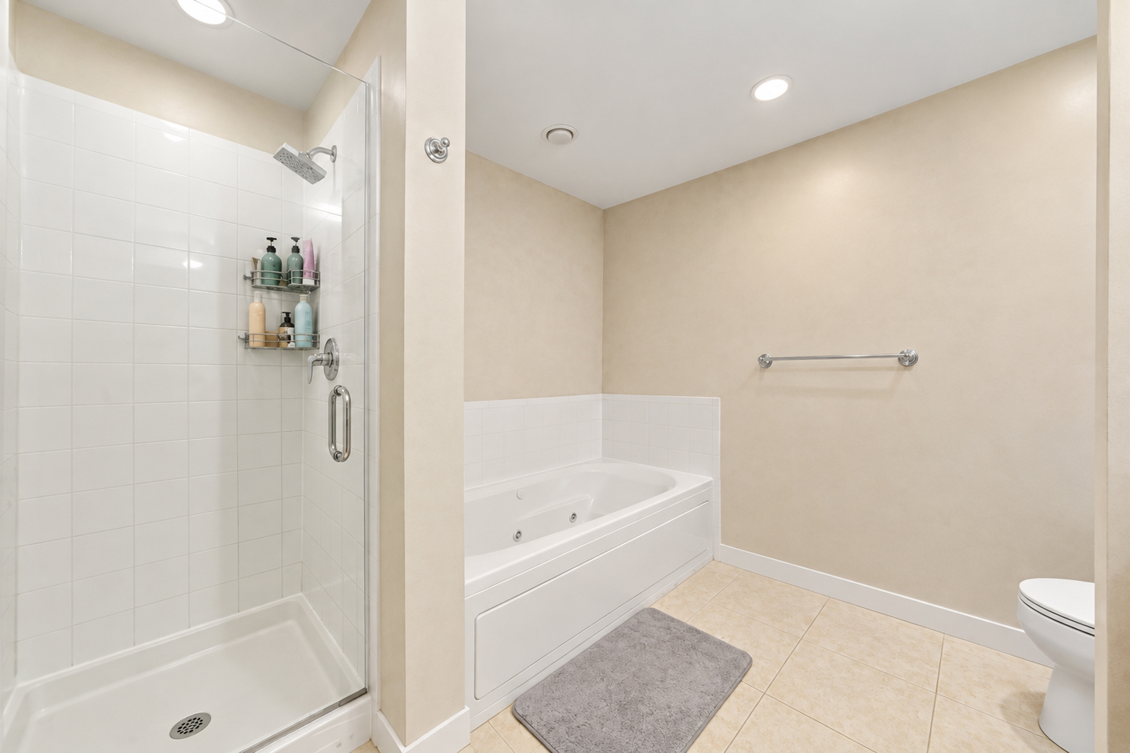 737 W Washington Boulevard Unit: 3406