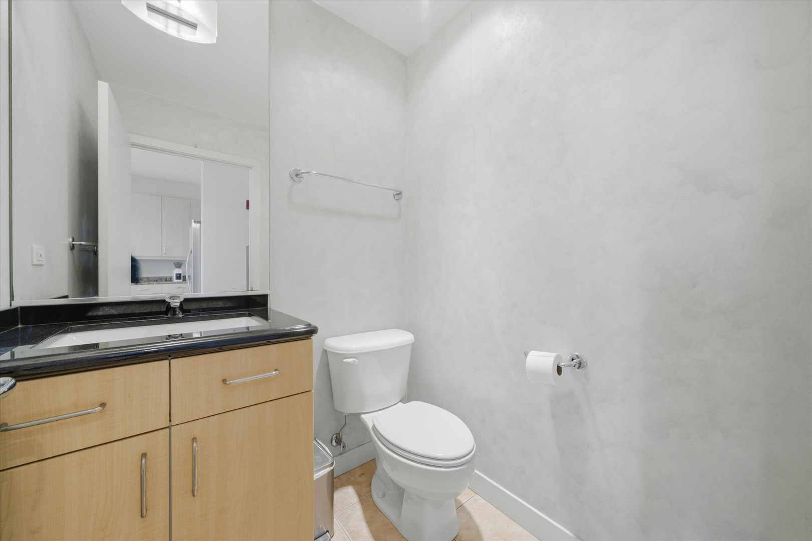 737 W Washington Boulevard Unit: 3406