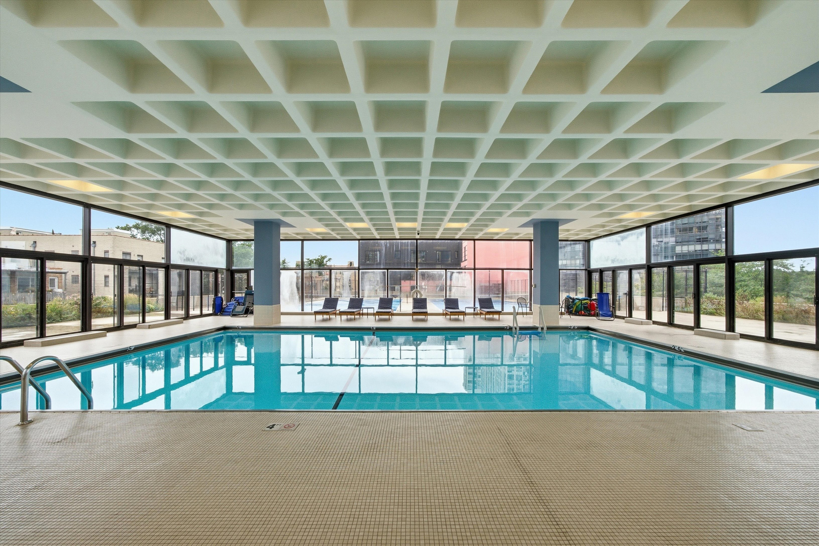 5320 N Sheridan Road Unit: 1607