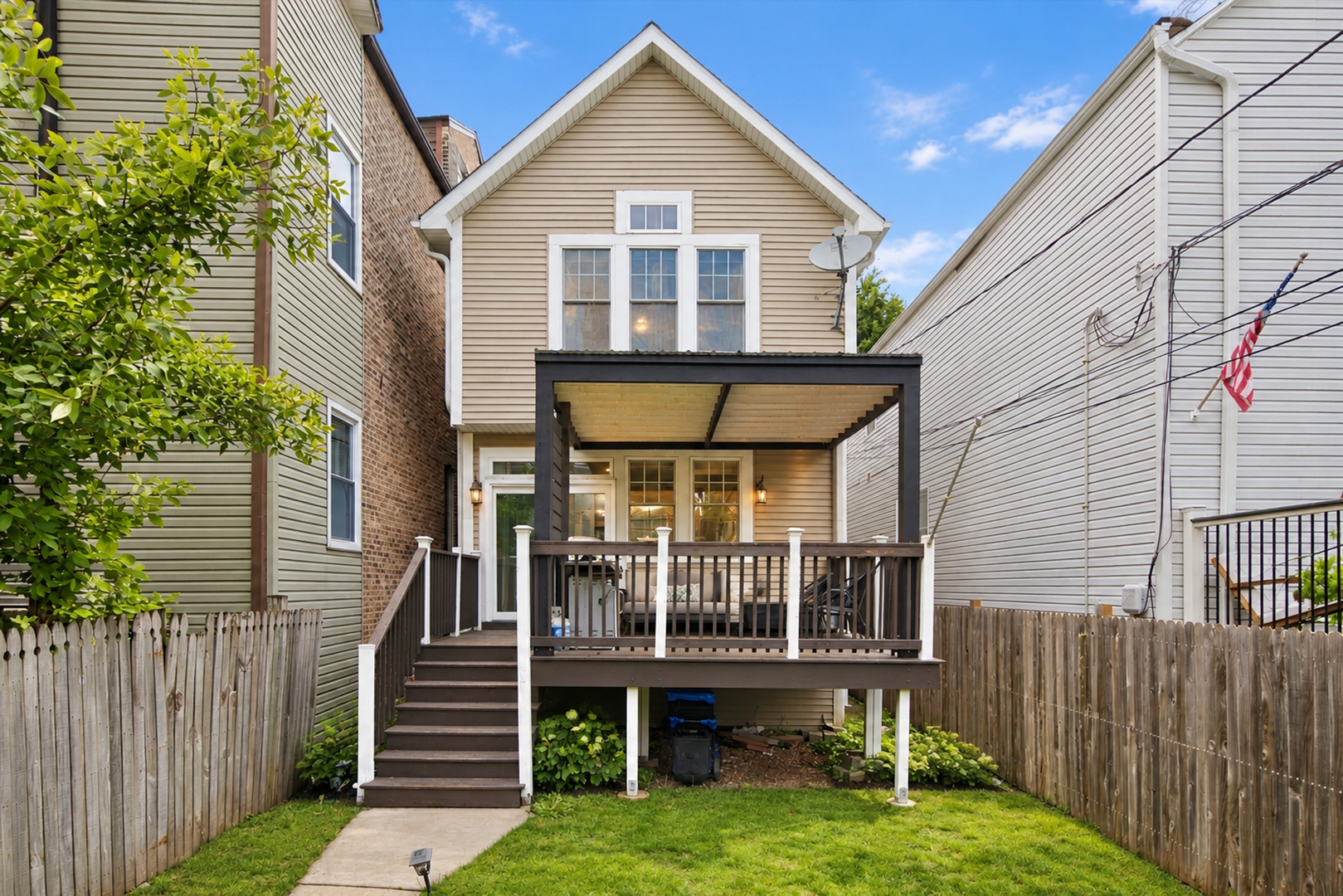 1621 W Huron Street