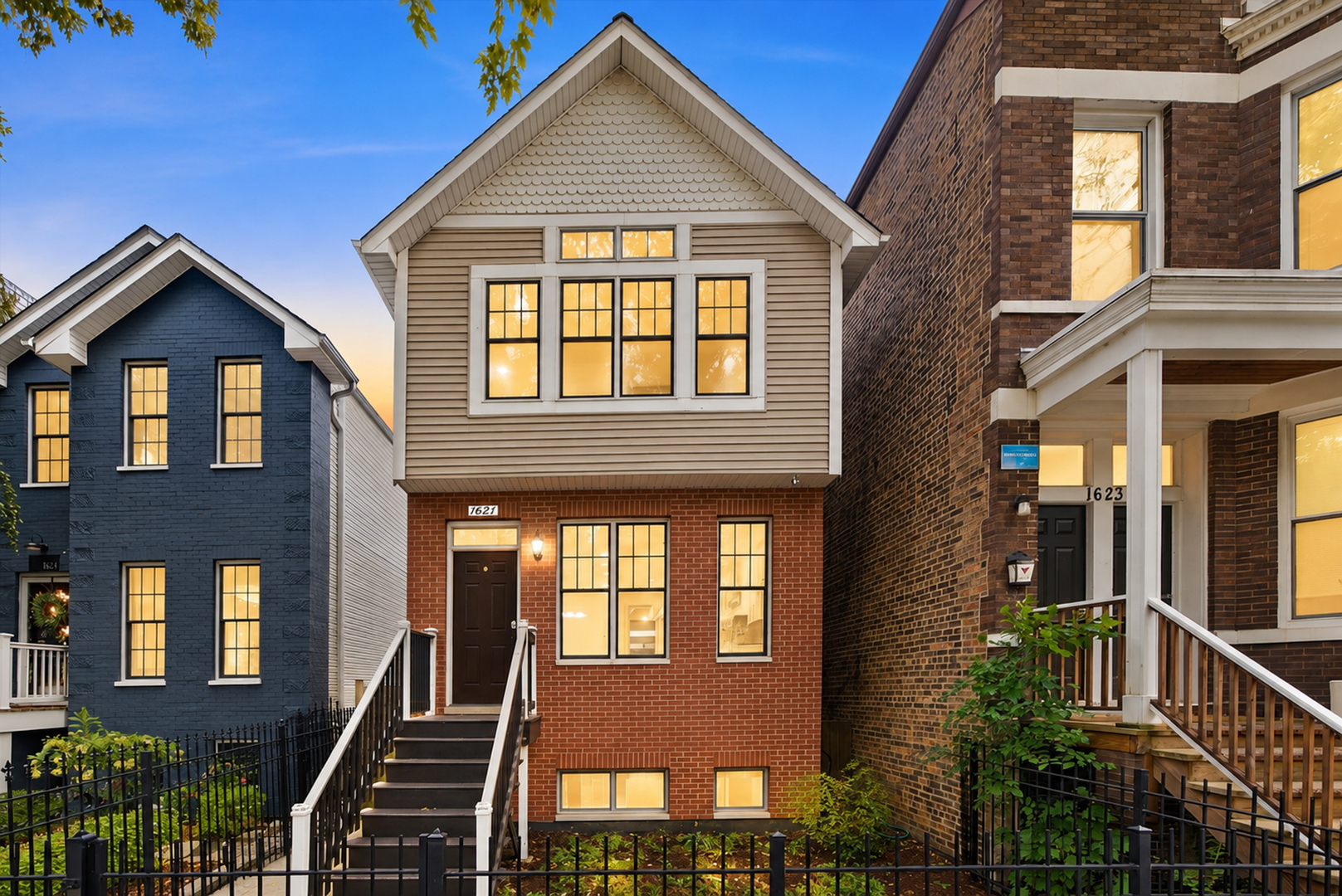 1621 W Huron Street