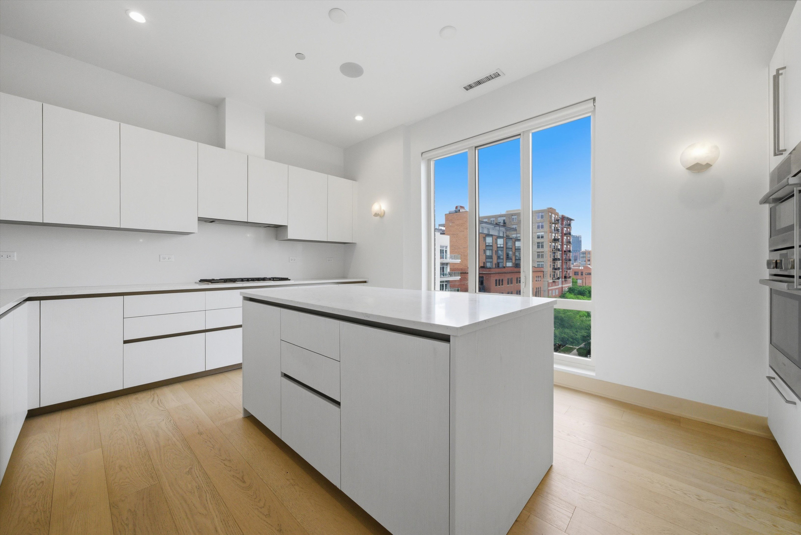 305 S Racine Avenue Unit: 5A