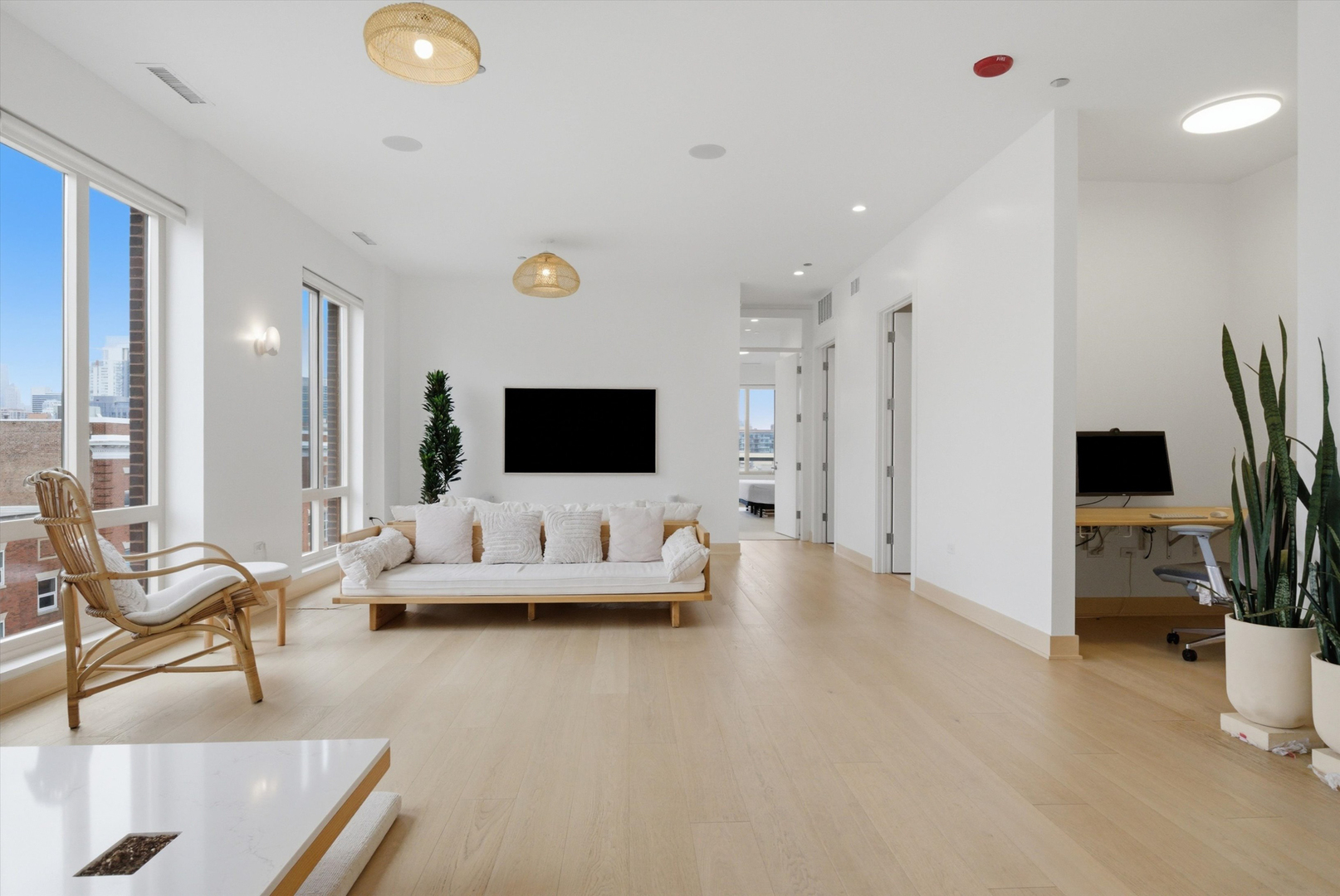 305 S Racine Avenue Unit: 5A