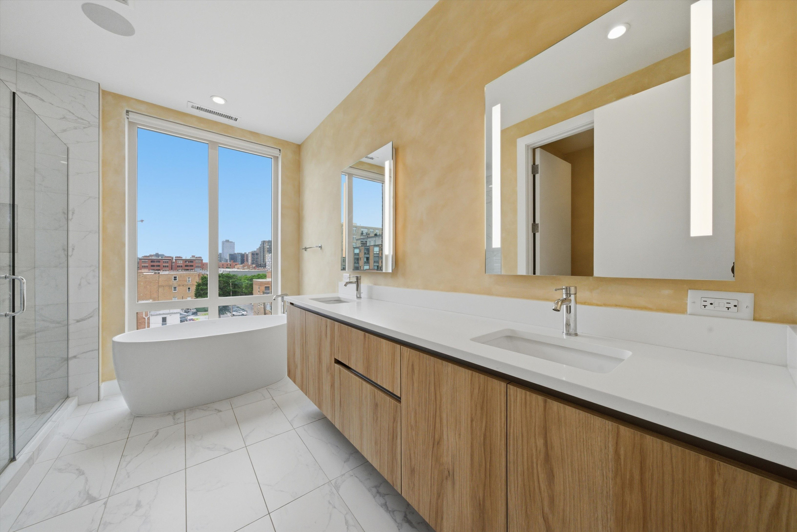 305 S Racine Avenue Unit: 5A