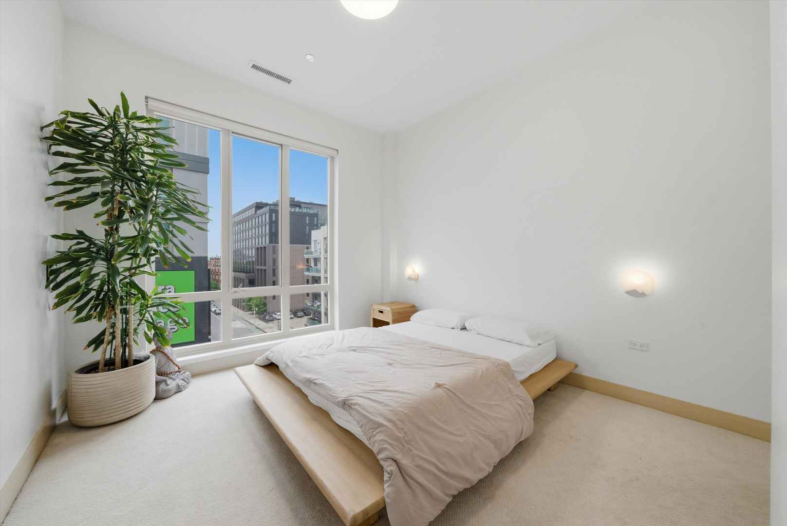305 S Racine Avenue Unit: 5A