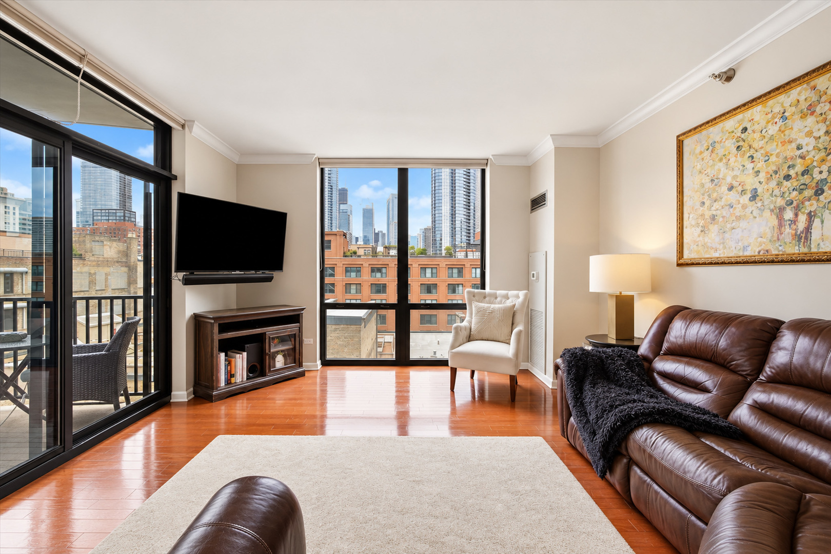 435 W Erie Street Unit: 801