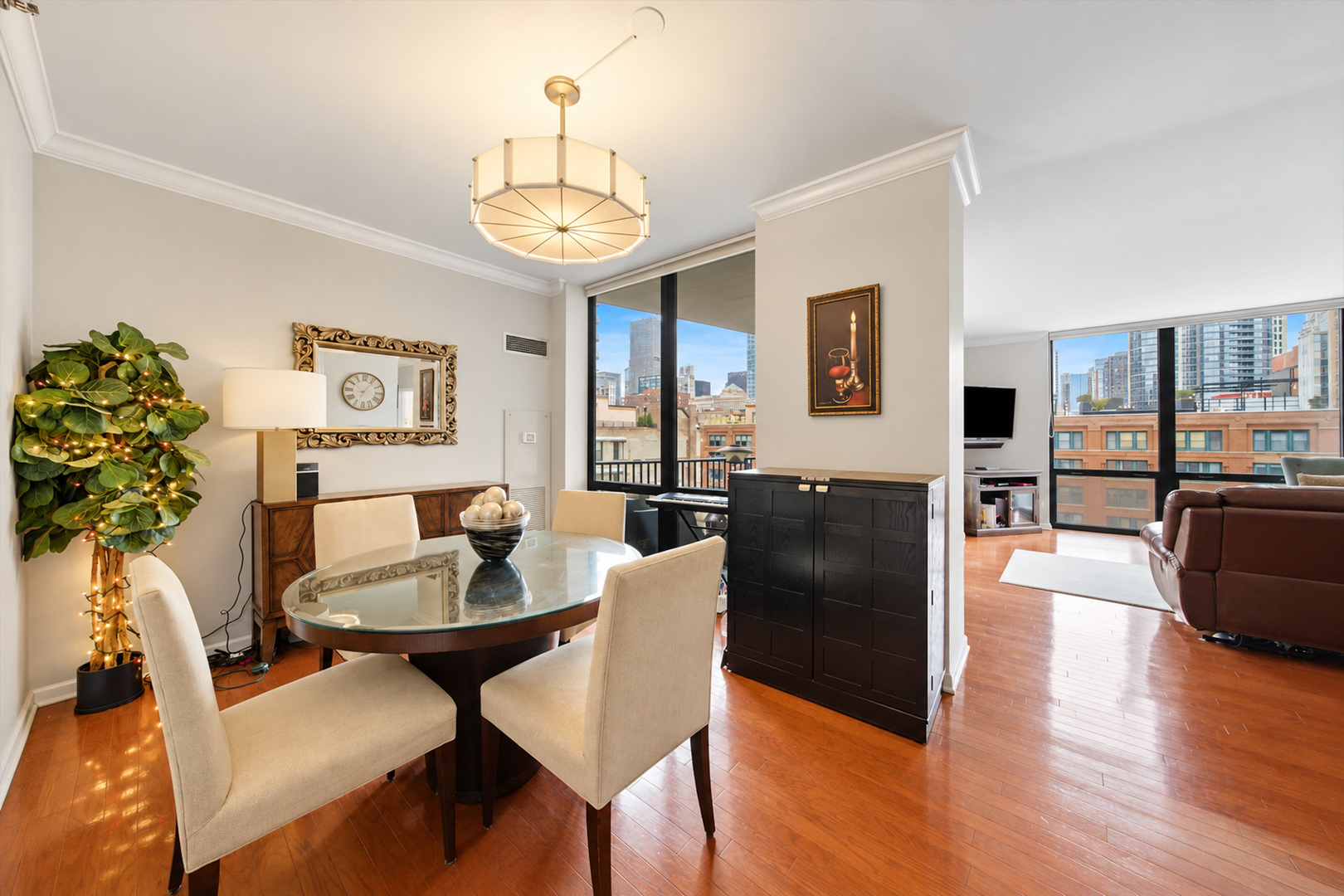 435 W Erie Street Unit: 801