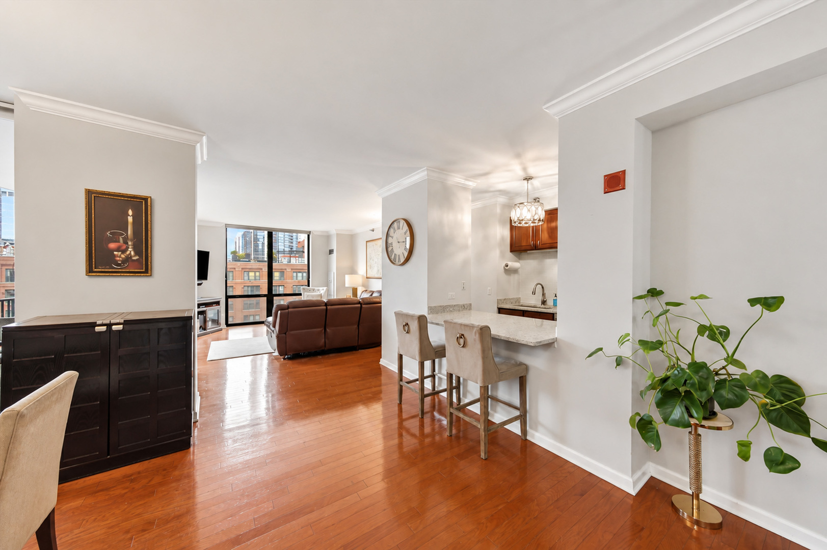 435 W Erie Street Unit: 801
