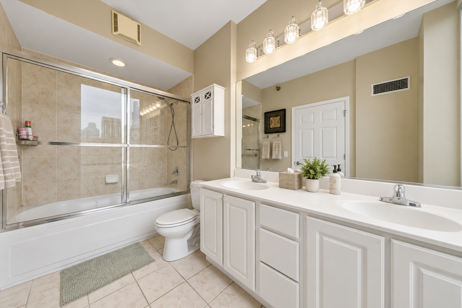 435 W Erie Street Unit: 801