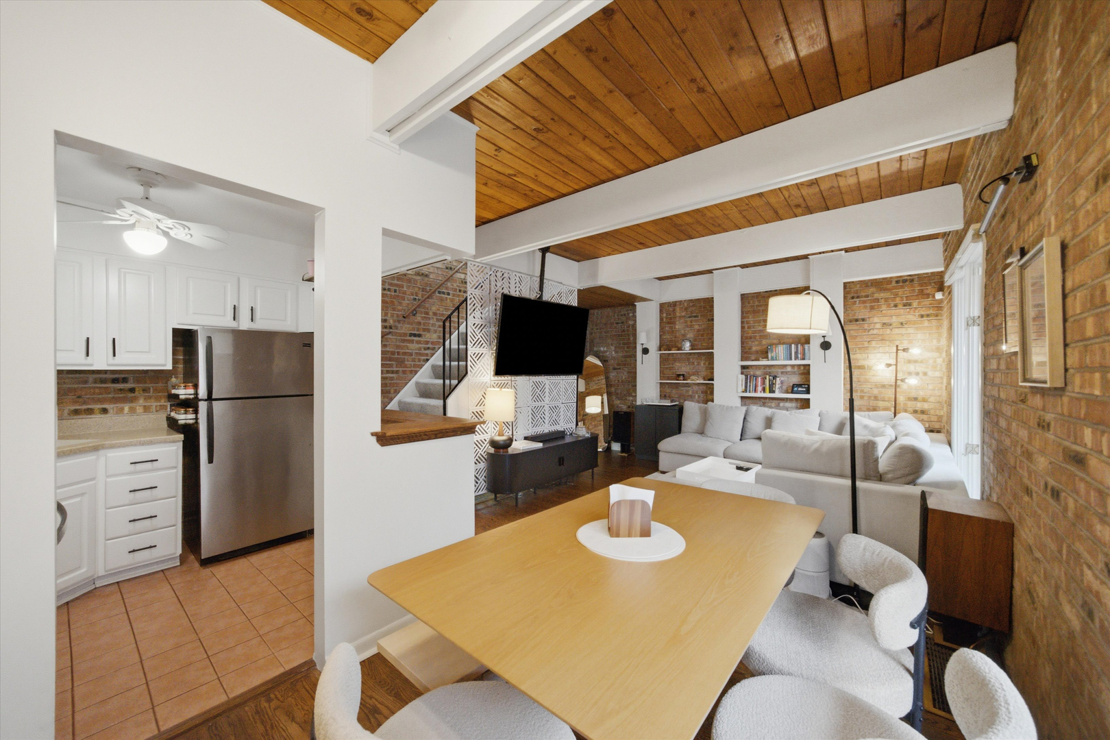 1853 N Cleveland Avenue Unit: H