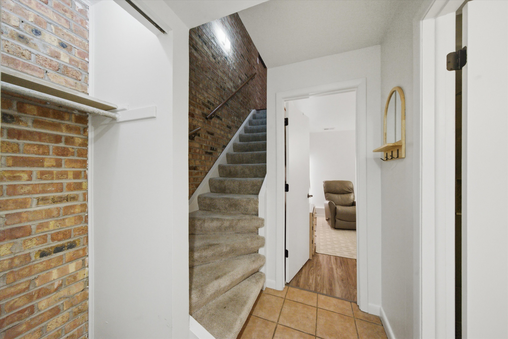 1853 N Cleveland Avenue Unit: H
