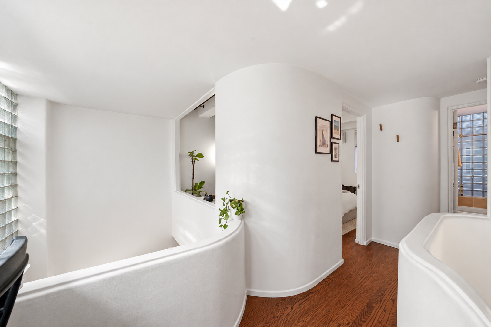 1209 N State Parkway Unit: 4