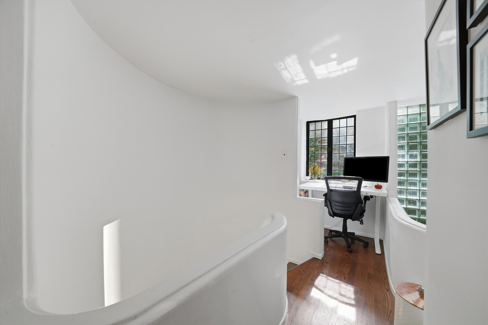 1209 N State Parkway Unit: 4