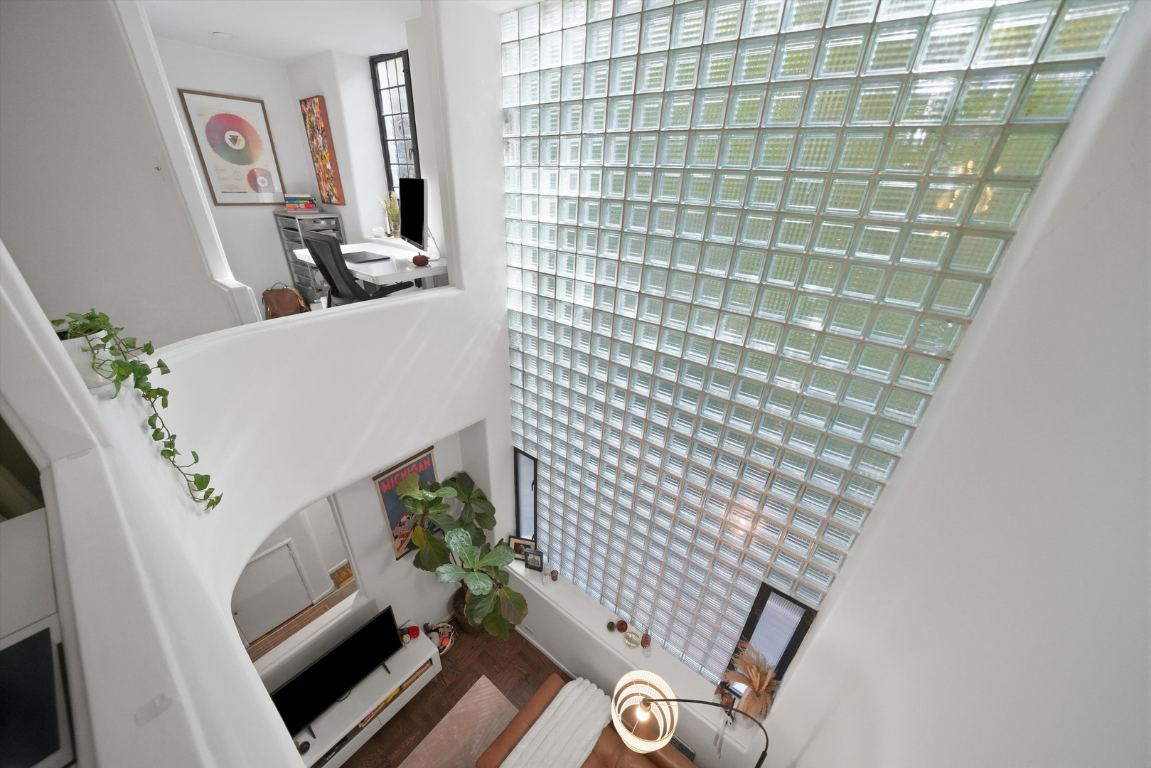 1209 N State Parkway Unit: 4