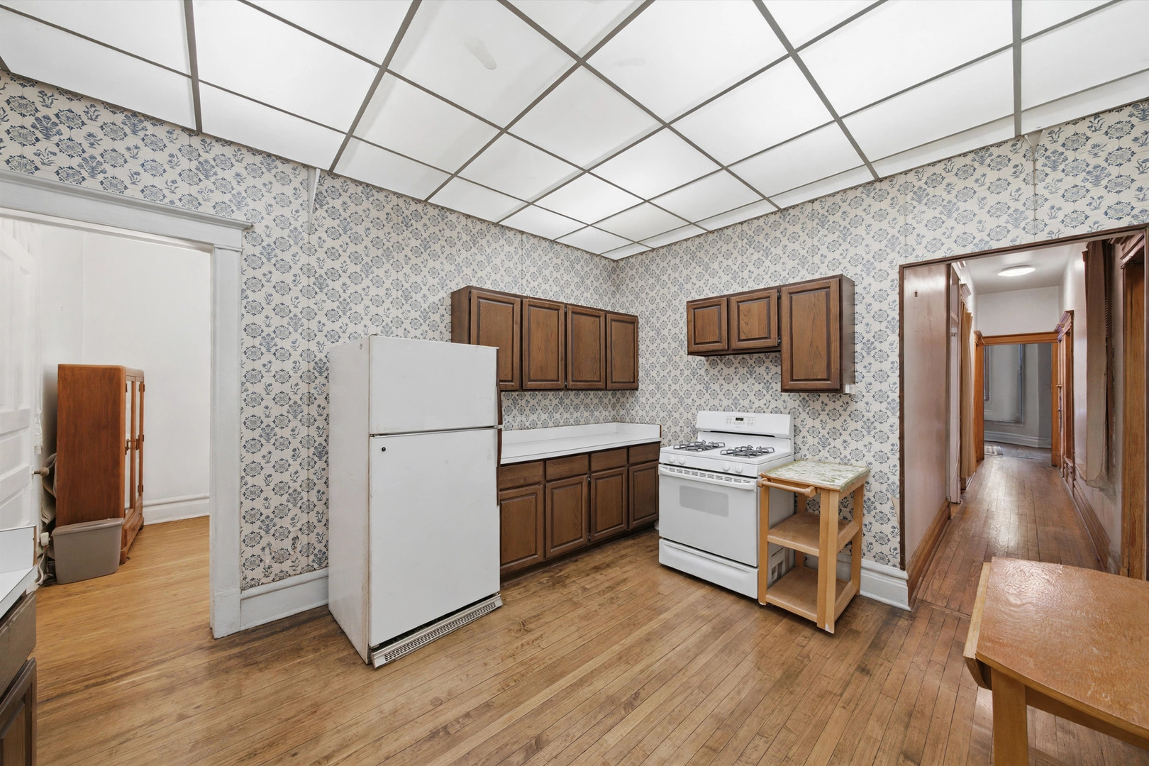 5701-5703 S Kenwood Avenue Unit: 1