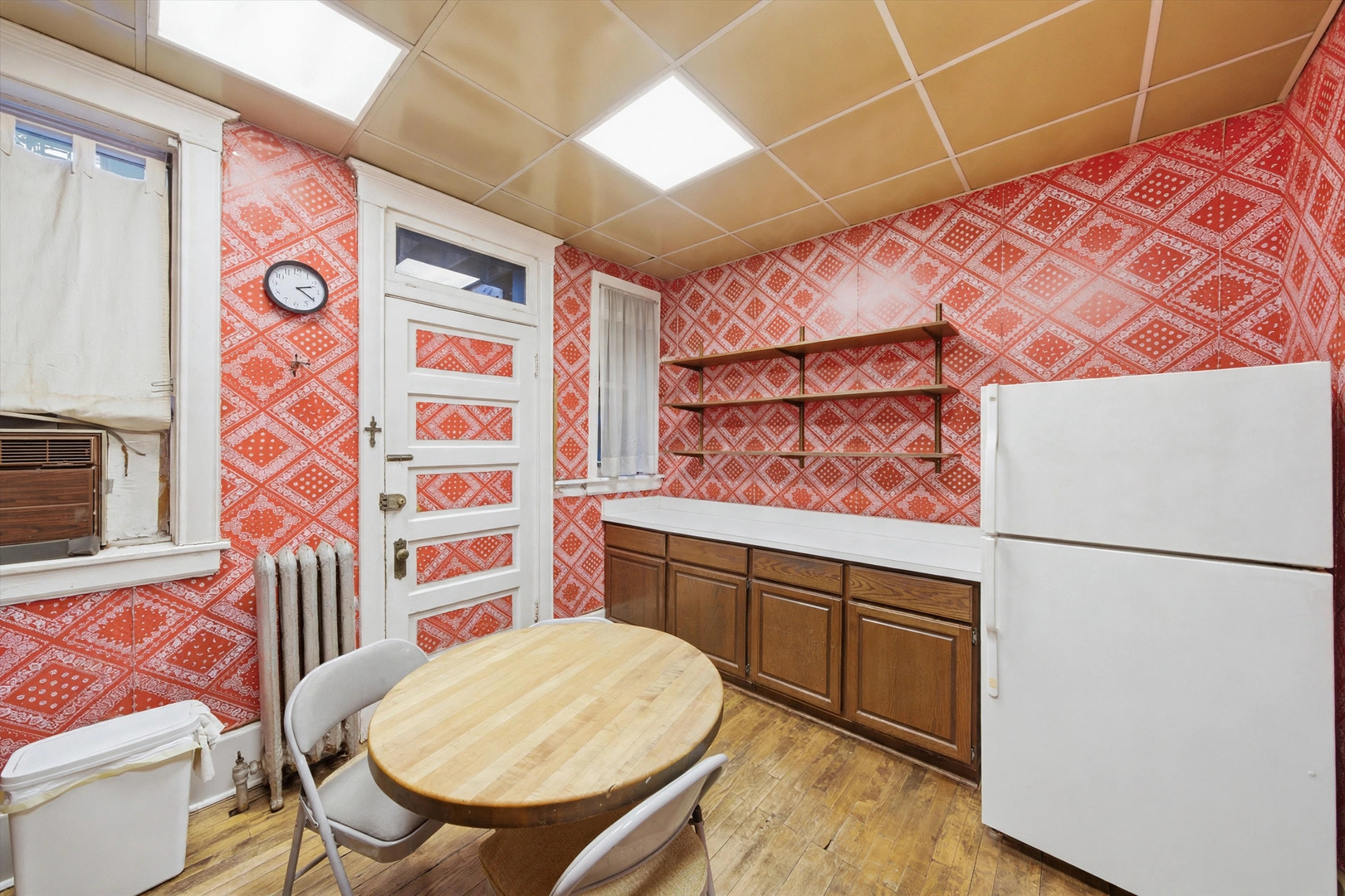 5701-5703 S Kenwood Avenue Unit: 1