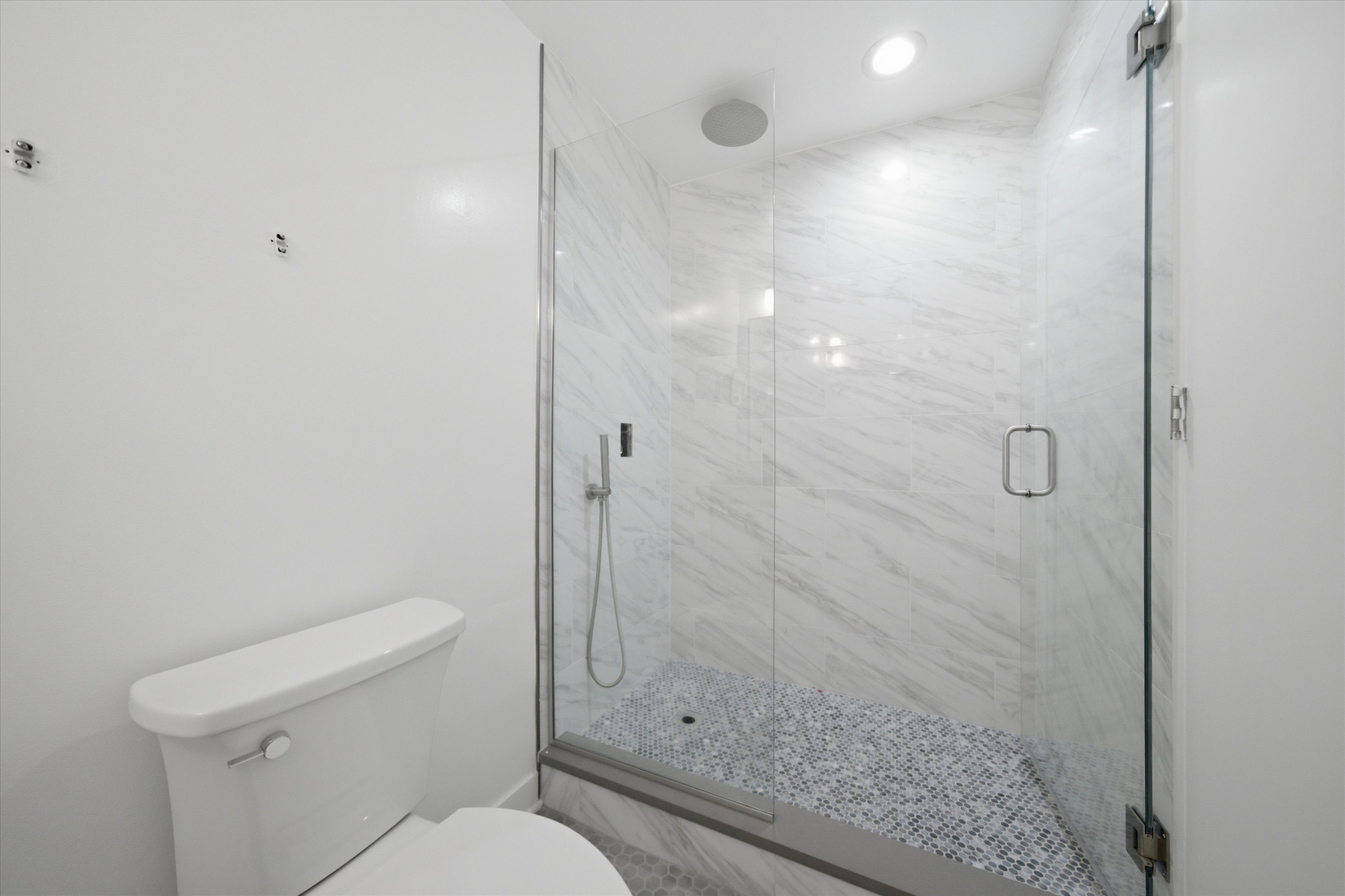 680 N Lake Shore Drive Unit: 325
