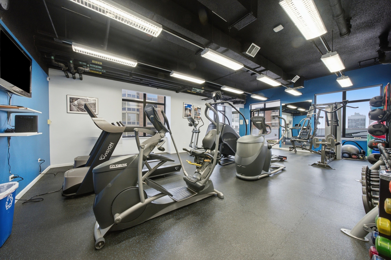 1122 N Dearborn Street Unit: 25I