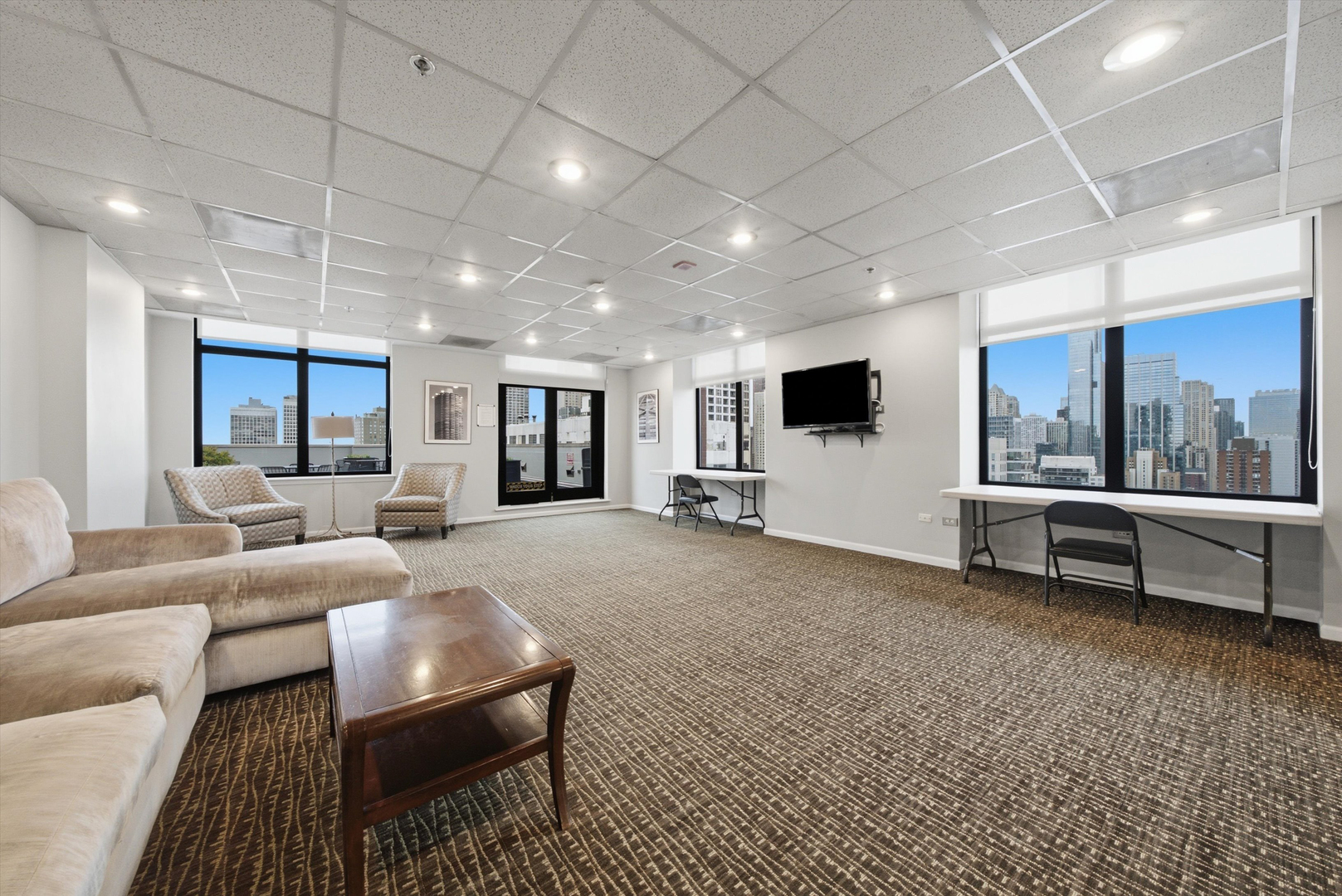 1122 N Dearborn Street Unit: 25I