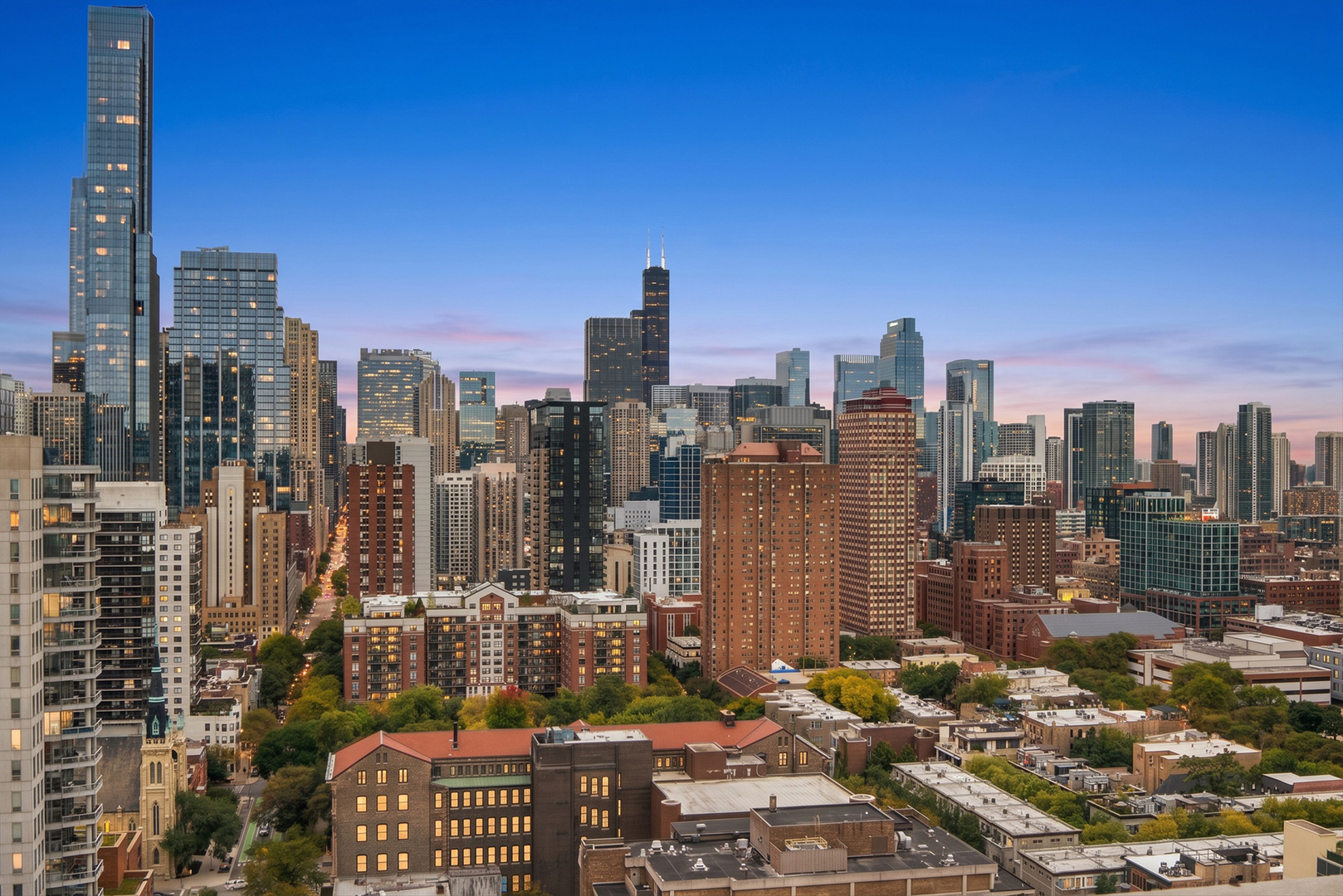 1122 N Dearborn Street Unit: 25I