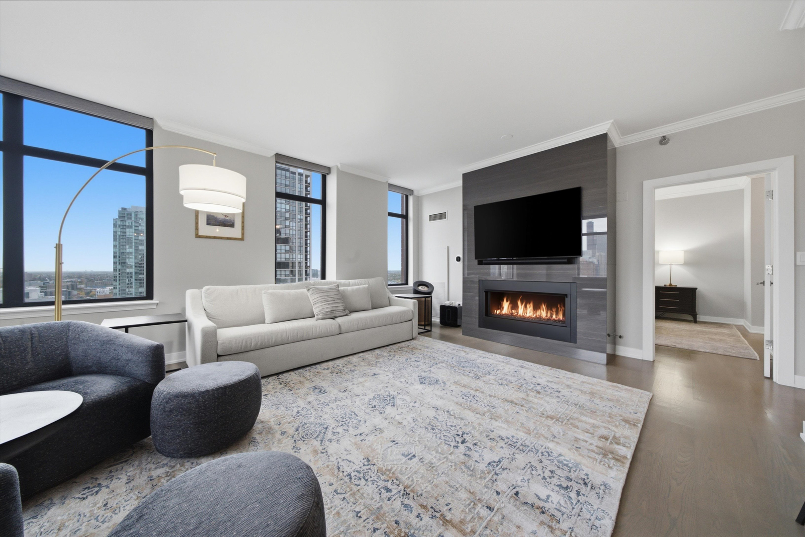 1122 N Dearborn Street Unit: 25I