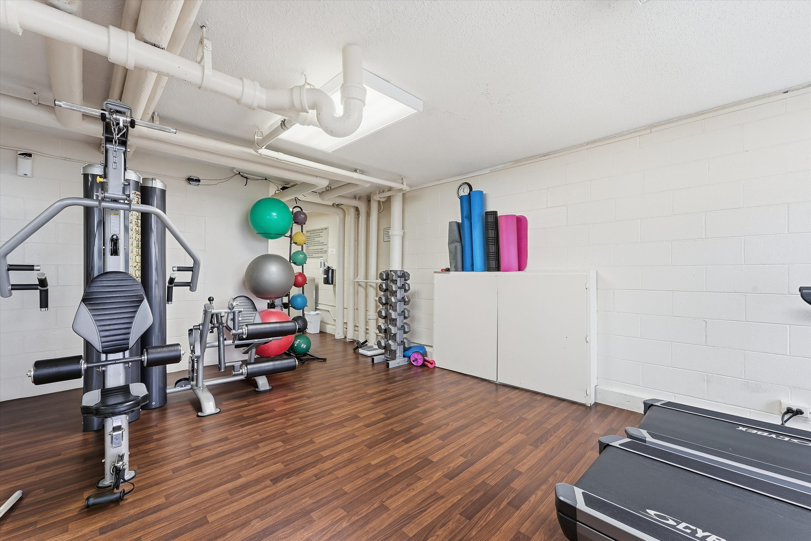 100 E Walton Street Unit: 42B