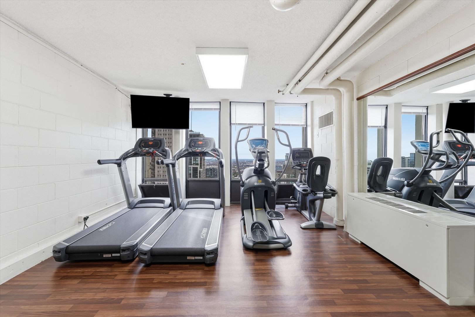 100 E Walton Street Unit: 42B