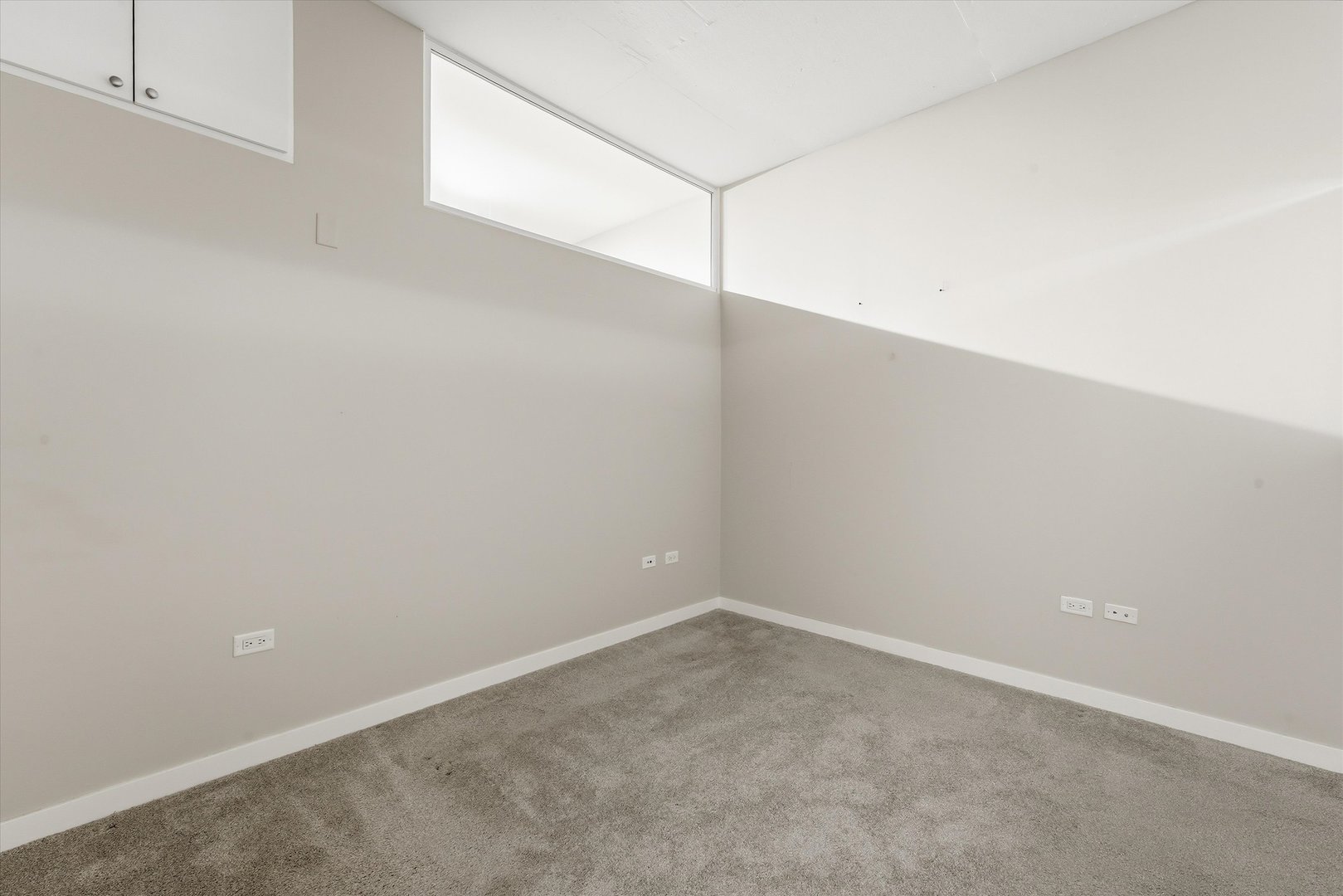 700 N Larrabee Street Unit: 1105